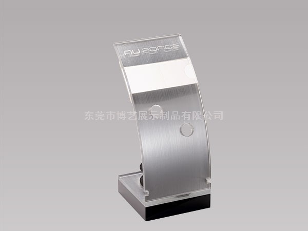 大型超市如何用亞克力制品來展現(xiàn)商品，讓顧客有消費的沖動呢？